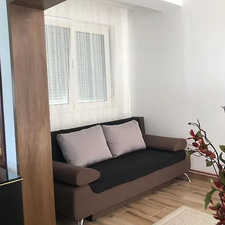 Ivan Apartman